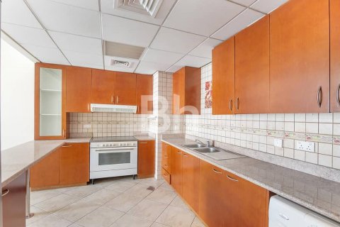 Купить квартиру в Motor City, Дубай: 2 спальни, 134м², № 21445 - фото 6