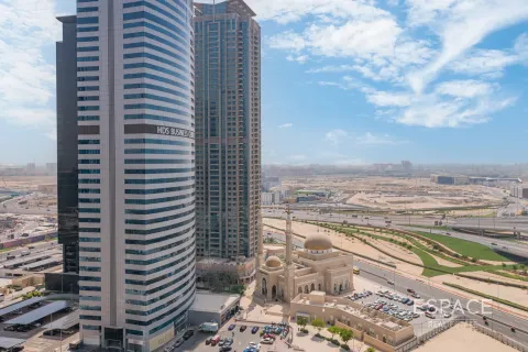 Apartment in Jumeirah Lake Towers, Dubai 3 bedrooms, 225 sq.m. № 61512 - photo 17