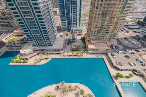 Apartment in Jumeirah Lake Towers, Dubai 3 bedrooms, 225 sq.m. № 61512 - photo 1