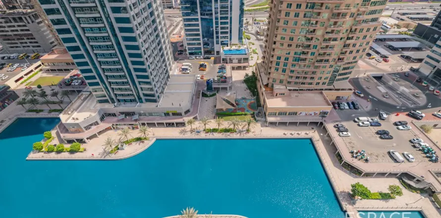 Apartment in Jumeirah Lake Towers, Dubai 3 bedrooms, 225 sq.m. № 61512