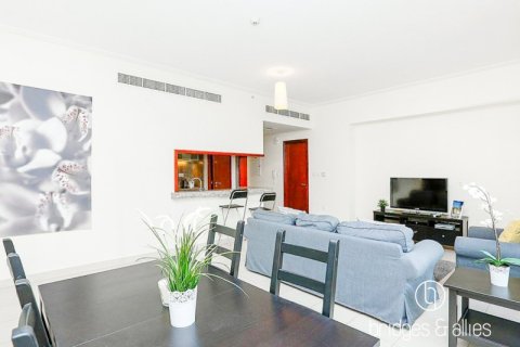 Apartment in Downtown Dubai (Downtown Burj Dubai), Dubai 1 bedroom, 104.9 sq.m. № 47340 - photo 4