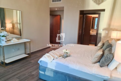 Снять в аренду квартиру в Burj Vista, Даунтаун Дубай (Даунтаун Бурдж Дубай), Дубай: 3 спальни, 169м², № 15199 - фото 10