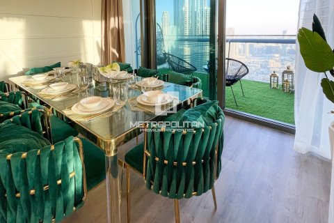Снять в аренду квартиру в Burj Vista, Даунтаун Дубай (Даунтаун Бурдж Дубай), Дубай: 3 спальни, 169м², № 15199 - фото 6