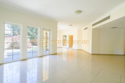 Maison de ville à Dubai Land, Dubai, 3 chambres, 531 m², № 15891 - photo 3