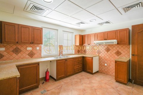Maison de ville à Dubai Land, Dubai, 3 chambres, 531 m², № 15891 - photo 6
