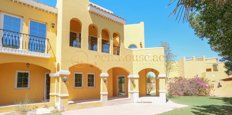 Maison de ville à Dubai Land, Dubai, 3 chambres, 531 m², № 15891