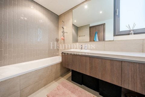 Townhouse in Elan, Tilal Al Ghaf, Dubai 4 bedrooms, 221.10914000 sq.m. № 63858 - photo 2