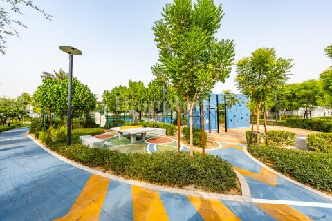 Townhouse in Elan, Tilal Al Ghaf, Dubai 4 bedrooms, 221.10914000 sq.m. № 63858 - photo 1