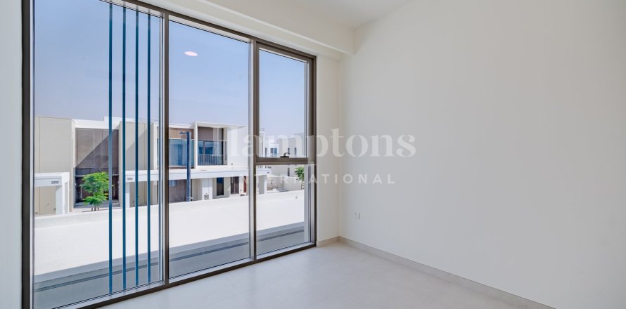 Villa in Al Manara, Jumeirah Village Triangle, Dubai 3 bedrooms, 189.151 sq.m. № 63849