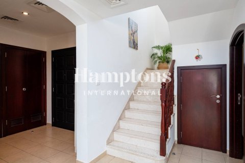 Villa in Arabian Ranches 2, Dubai 3 bedrooms, 253.53971924 sq.m. № 63798 - photo 9