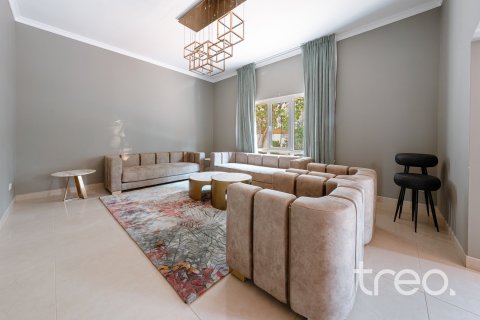 فيلا في Meadows, دبي 4 غرف نوم, 321.91 م² رقم 124675 - صورة 2