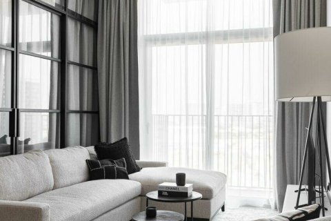 Квартира в Дубае, 2 спальни, 67.21м², № 96068