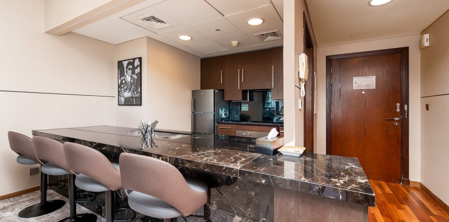 Apartment in DIFC, Dubai 1 bedroom, 87.14 sq.m. № 142168