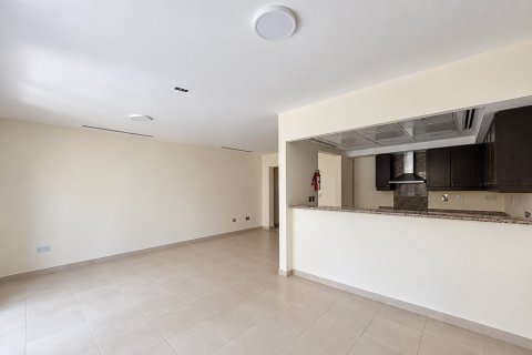 Townhouse in Jumeirah Village Triangle, Dubai 1 bedroom, 155.06 sq.m. № 142162 - photo 2