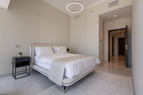 Apartment in Cayan Tower, Dubai Marina, Dubai 1 bedroom, 81.29 sq.m. № 142160 - photo 3