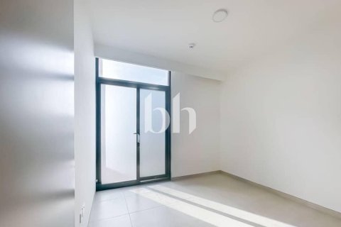 Townhouse in Arabian Ranches 3, Dubai 3 bedrooms, 201 sq.m. № 58705 - photo 2