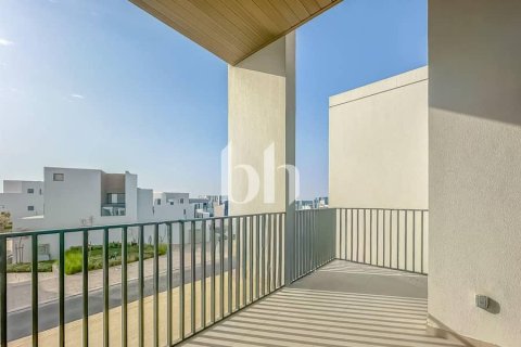 Townhouse in Arabian Ranches 3, Dubai 3 bedrooms, 201 sq.m. № 58705 - photo 13