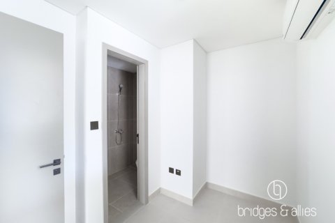 Снять в аренду виллу в Tilal Al Ghaf, Дубай: 4 спальни, 217м², № 78006 - фото 10