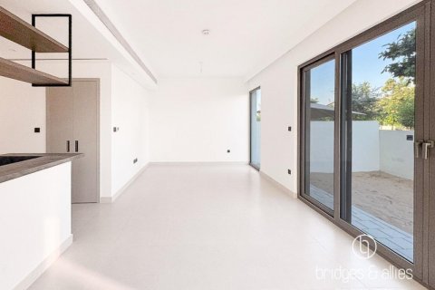 Снять в аренду виллу в Tilal Al Ghaf, Дубай: 4 спальни, 217м², № 78006 - фото 6