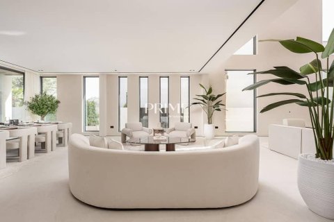 Купить виллу в Джумейра Гольф Эстейтс, Дубай: 5 спален, 714м², № 58010 - фото 27