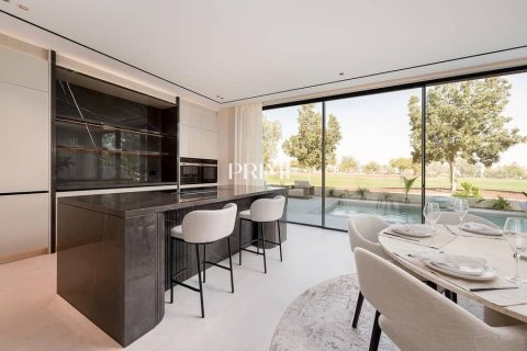 Купить виллу в Джумейра Гольф Эстейтс, Дубай: 5 спален, 714м², № 58010 - фото 23