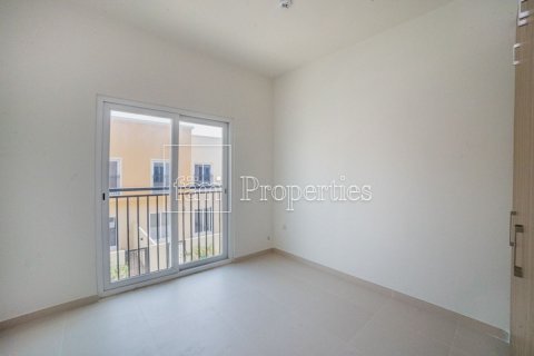 Villa in Dubai 3 bedrooms, 164.7 sq.m. № 84142 - photo 4