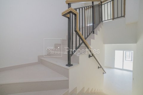 Villa in Dubai 3 bedrooms, 164.7 sq.m. № 84142 - photo 13