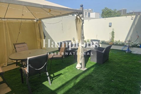 Снять в аренду таунхаус в Murooj Al Furjan, Al Furjan, Дубай: 4 спальни, 203.64337600м², № 110692 - фото 16