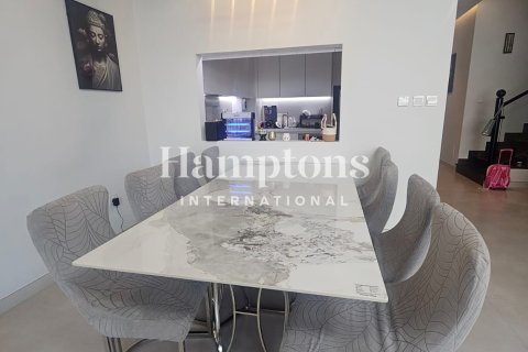 Снять в аренду таунхаус в Murooj Al Furjan, Al Furjan, Дубай: 4 спальни, 203.64337600м², № 110692 - фото 4