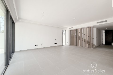 Villa in Tilal Al Ghaf, Dubai 5 bedrooms, 600 sq.m. № 110699 - photo 14