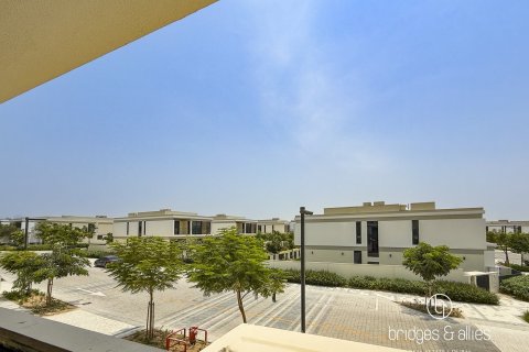 Villa in Tilal Al Ghaf, Dubai 5 bedrooms, 600 sq.m. № 110699 - photo 3