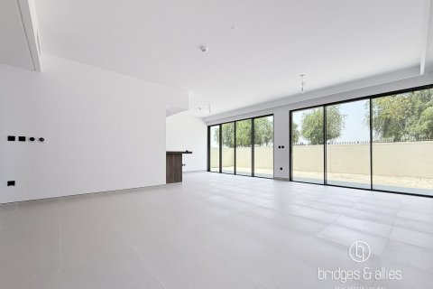 Вилла в Tilal Al Ghaf, Дубай, 5 спален, 600м², № 110699