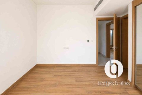 Villa in Al Furjan, Dubai 4 bedrooms, 383 sq.m. № 110700 - photo 7