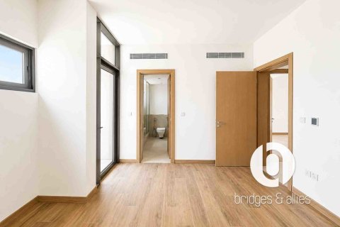 Villa in Al Furjan, Dubai 4 bedrooms, 383 sq.m. № 110700 - photo 11