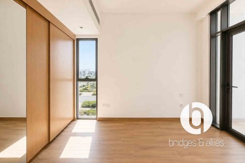 Villa in Al Furjan, Dubai 4 bedrooms, 383 sq.m. № 110700 - photo 6