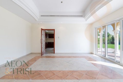 Villa en Green Community West, Green Community, Dubai, 5 dormitorios, 750 m², № 61055 - foto 3