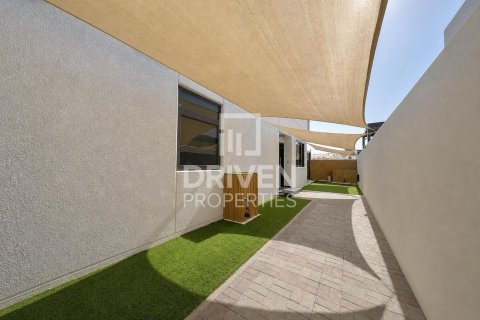 Adosado en Dubai, 3 dormitorios, 176.7 m², № 140015 - foto 21