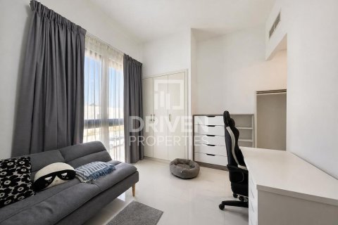 Adosado en Dubai, 3 dormitorios, 176.7 m², № 140015 - foto 4