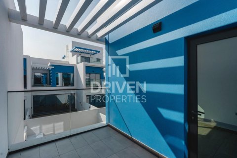 Adosado en Damac Lagoons, Dubai, 3 dormitorios, 144 m², № 128415 - foto 13