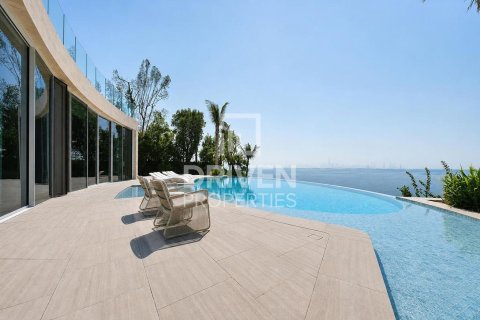 Villa in The World Islands, Dubai 2255.04 sq.m. № 128418 - photo 2