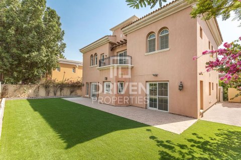 Villa in Arabian Ranches, Dubai 5 bedrooms, 633.51 sq.m. № 128417