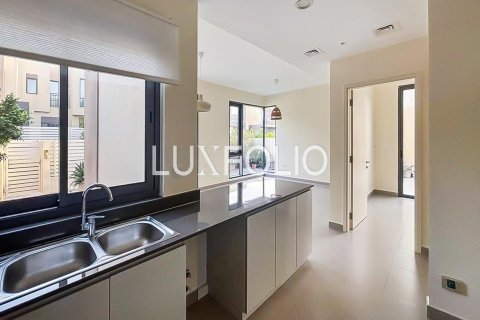 Villa in Maple at Dubai Hills Estate, Dubai Hills Estate, Dubai 4 bedrooms, 299 sq.m. № 46366 - photo 4