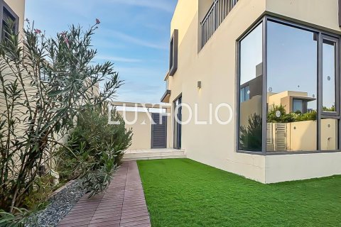 Villa in Maple at Dubai Hills Estate, Dubai Hills Estate, Dubai 4 bedrooms, 299 sq.m. № 46366 - photo 13