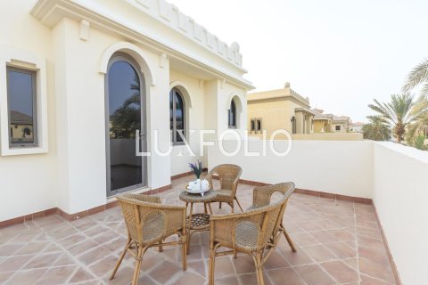 Villa in Garden Homes, Palm Jumeirah, Dubai 4 bedrooms, 622 sq.m. № 46363 - photo 22