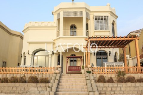Villa in Garden Homes, Palm Jumeirah, Dubai 4 bedrooms, 622 sq.m. № 46363 - photo 3