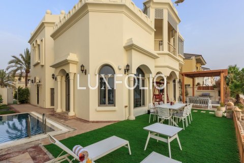 Villa in Garden Homes, Palm Jumeirah, Dubai 4 bedrooms, 622 sq.m. № 46363 - photo 1
