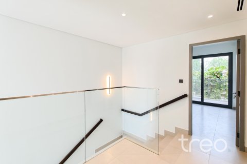 Снять в аренду таунхаус в Aura, Tilal Al Ghaf, Дубай: 3 спальни, 140.66м², № 119920 - фото 12