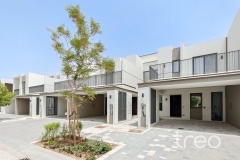 Таунхаус в Aura, Tilal Al Ghaf, Дубай, 3 спальни, 140.66м², № 119920