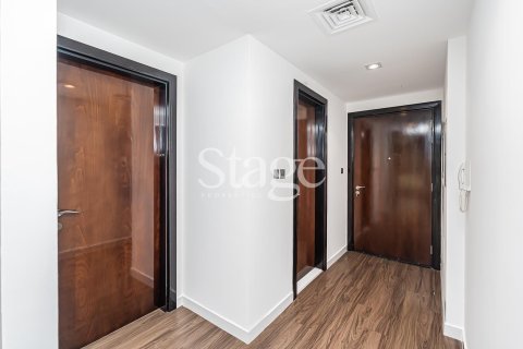 Apartment in Dubai Silicon Oasis, Dubai 2 bedrooms, 121 sq.m. № 64548 - photo 13