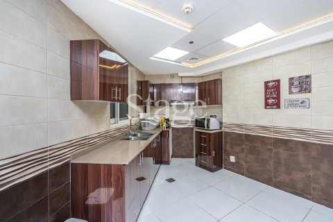 Apartment in Dubai Silicon Oasis, Dubai 2 bedrooms, 121 sq.m. № 64548 - photo 4